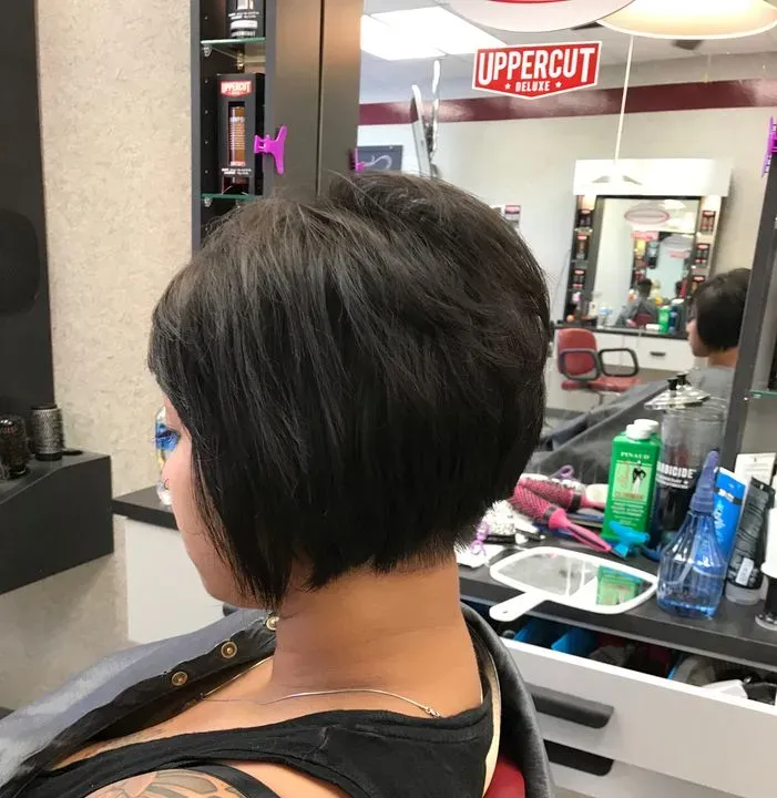 https://cdn.salonspotlight.com/photos/lOvUkfY6sm5SgPNnnwkX/42ffd346-326c-41c5-bfe0-be75342286e2_720x720
