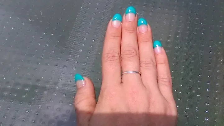 https://cdn.salonspotlight.com/photos/lQn8YY1oHcrBcvXNklwU/0b80fa28-429d-4737-b436-7d3ef251d9ef_720x720