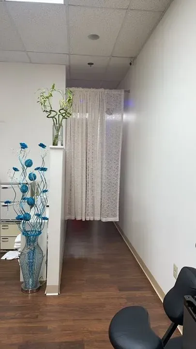 https://cdn.salonspotlight.com/photos/lSMZwfZGljkVGMkCIhia/e9c788f0-c26d-4391-947e-6ee35931b084_720x720