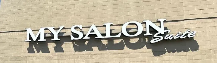 https://cdn.salonspotlight.com/photos/lgIqLwar5mRXTZRbpYZb/55d0606a-9ab8-43f7-a5ed-43f977d361ca_720x720