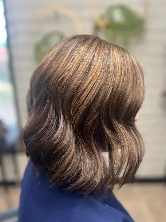 https://cdn.salonspotlight.com/photos/lluc2SoKatg3seOjexBc/e8284ace-2c86-45a6-aefe-1cecb4e4e5e9_720x720