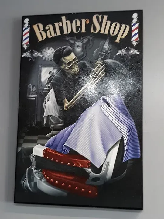 https://cdn.salonspotlight.com/photos/lpTB8slbeVsFAnbvqlhY/7a1fbe7f-a2c8-4bd1-845c-486446c8c79d_720x720