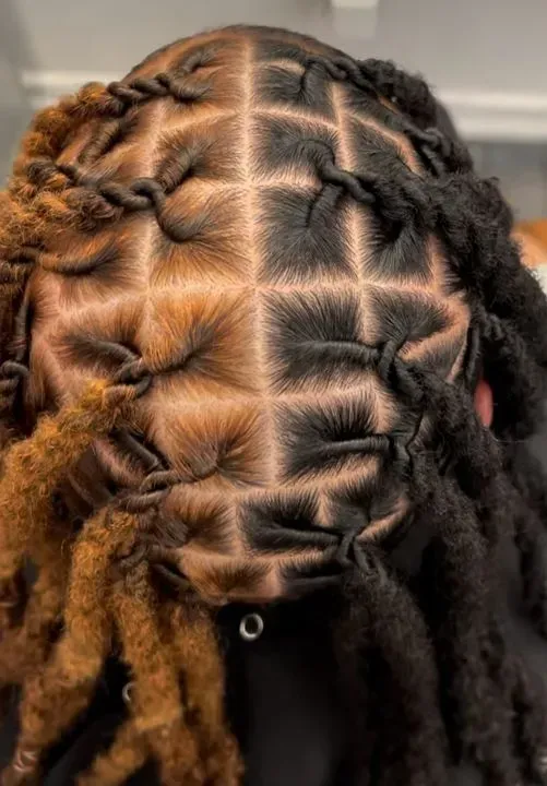 https://cdn.salonspotlight.com/photos/lsgzlpHyes47Y2KSLLRo/c0d5763a-22cd-454d-b18a-3b3bedf1d1ba_720x720
