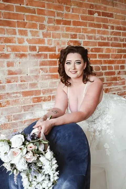 https://cdn.salonspotlight.com/photos/lspS5XJ0A4BNdSBsMuZu/2adb2c5d-54ba-4636-8ae4-59936e3c84ab_720x720