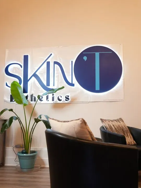 https://cdn.salonspotlight.com/photos/lv7N9r1GkwlfiEujWFj4/13a92773-9766-4068-b31e-57e582cbd0b6_720x720