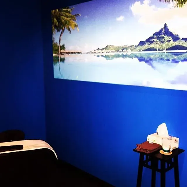 https://cdn.salonspotlight.com/photos/lw6U5TacqLpLyqzDVkUx/bed4be04-431c-420c-96fe-875ce14e19d8_720x720