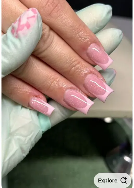 https://cdn.salonspotlight.com/photos/lyRiuRn9s7WqrJwFuBrF/3e549338-05de-4ee5-a655-b49763409d5f_720x720