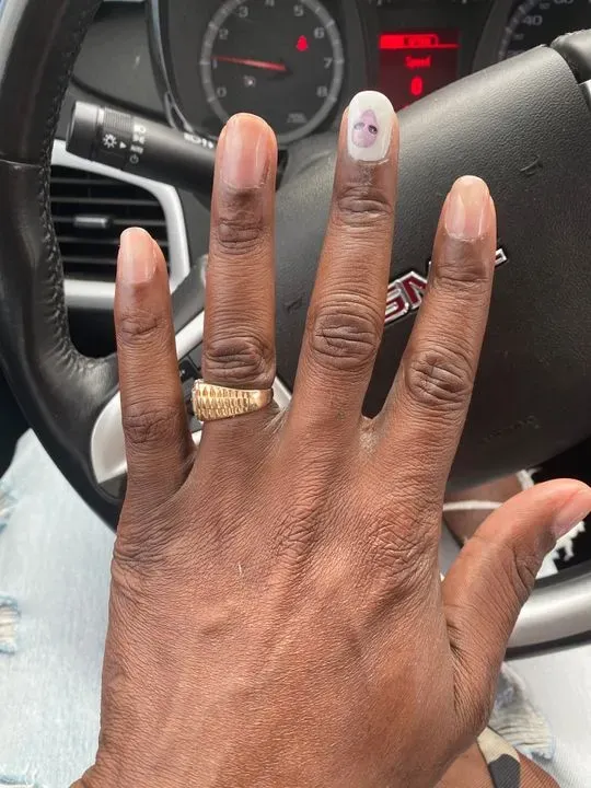 https://cdn.salonspotlight.com/photos/m1vwMX8BBBtiuo25rjc7/19c4bdf6-83a0-4728-a39e-f1c7607e248f_720x720