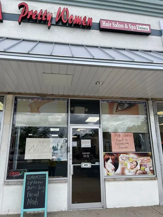 https://cdn.salonspotlight.com/photos/m20IJSeCib2zLNWyQMkj/687a3a7b-37ba-4f66-89a1-f79c6a61d80d_720x720