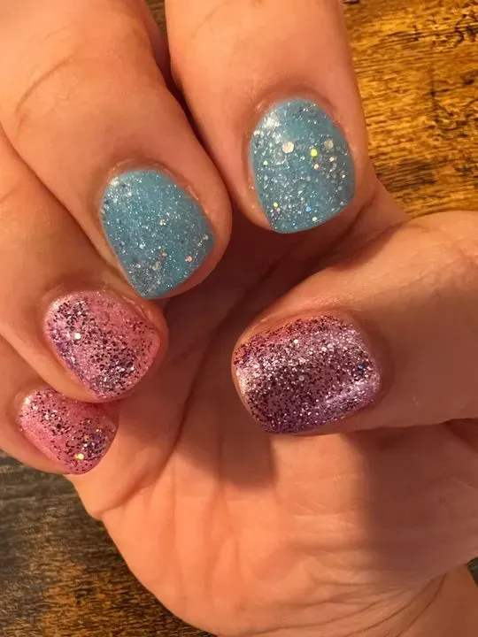 https://cdn.salonspotlight.com/photos/m3fMRobMaG0jhErNtMFN/66dc2054-0268-4bcb-b9ab-7db24b149d3a_720x720