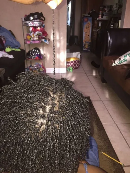 https://cdn.salonspotlight.com/photos/mEPb9sj3BPWMf4WfQrWn/eae964a6-17ee-4d05-a803-7993198d1dd2_720x720