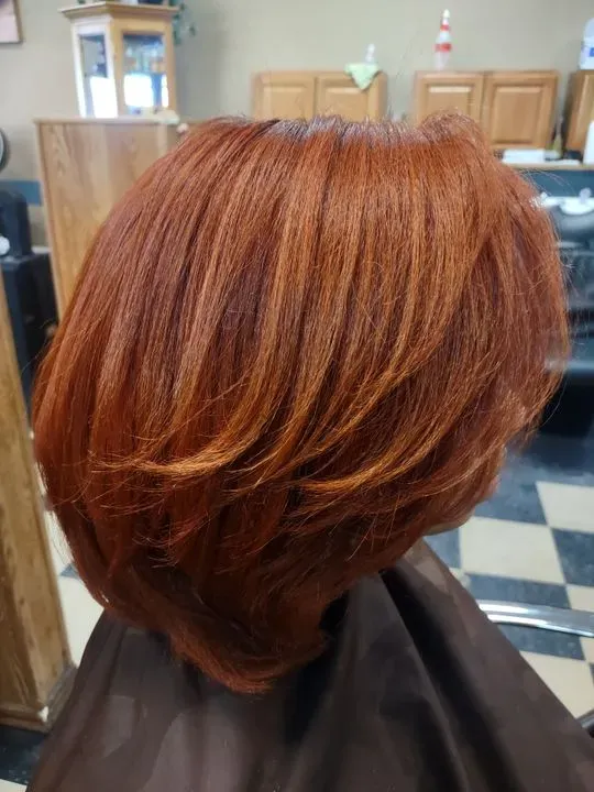 https://cdn.salonspotlight.com/photos/mImjmH4fZV5tCeRFA0bk/a146d5eb-0905-4a8c-97e6-6be454b7daec_720x720