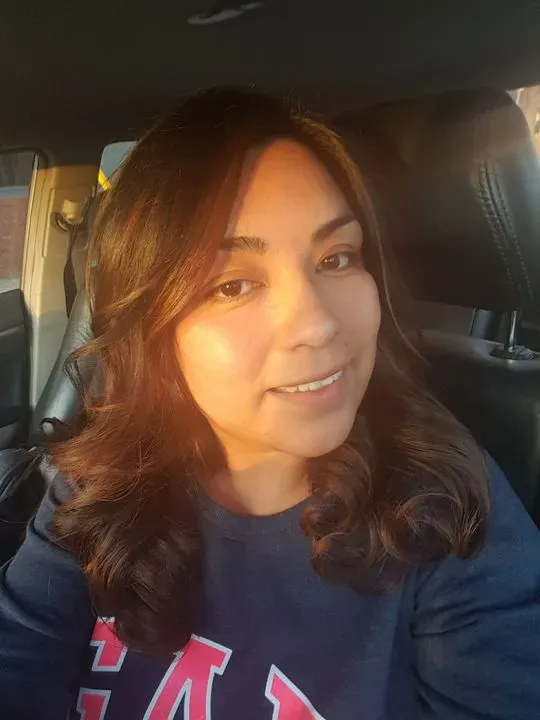 https://cdn.salonspotlight.com/photos/mLMD37sQegtrphZ9ZCJi/0d0d8f95-adc3-4522-b006-d269f3a07252_720x720