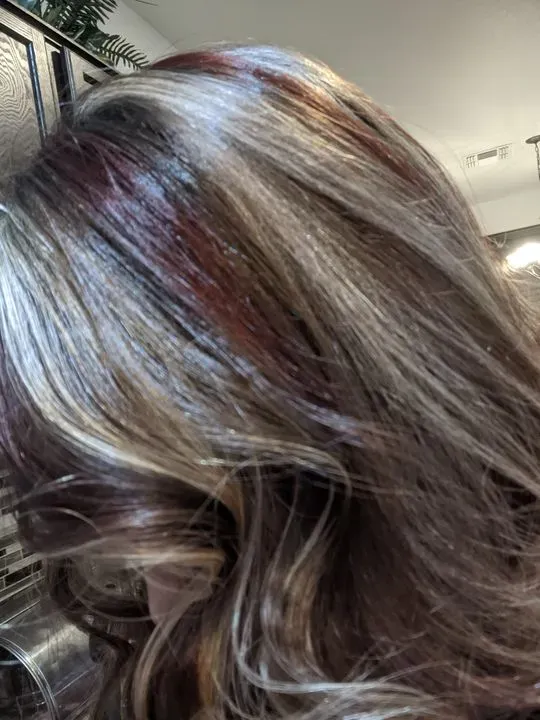 https://cdn.salonspotlight.com/photos/mMT9a09eNwipGGSQo8kx/d78038a6-7b49-457c-9be5-ca63cbe9e23f_720x720