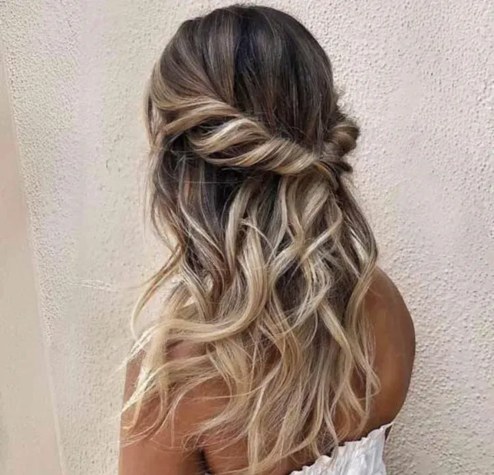 https://cdn.salonspotlight.com/photos/mNWe9TWV6HW8wUTqsdcQ/cb3957b7-bec0-4ace-bf3a-16de0c8920aa_720x720