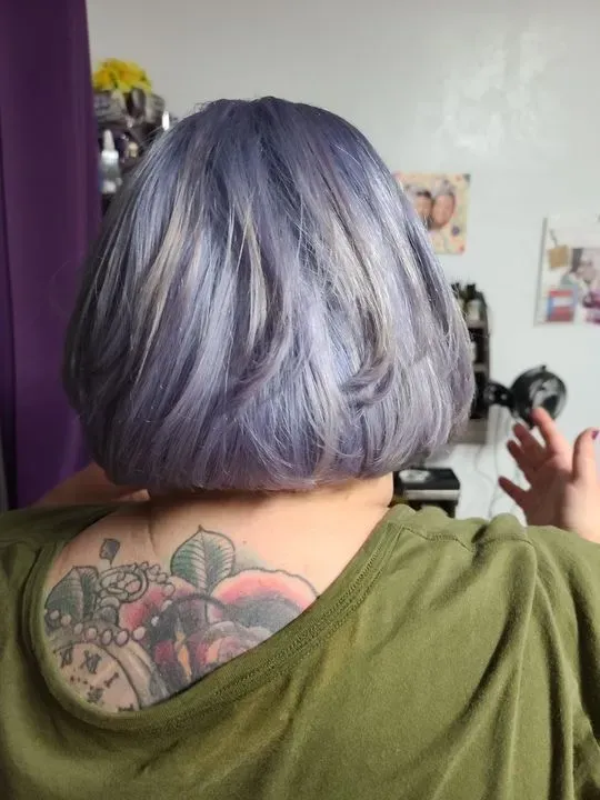 https://cdn.salonspotlight.com/photos/mQBXbdcQQsgiihxb6QCg/e8d10cfa-51f9-493e-a44a-5cf093104313_720x720