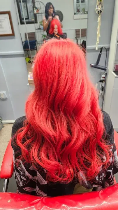 https://cdn.salonspotlight.com/photos/mSyGKuHbaVKiApkE11ns/b61f66d3-00d3-4ac9-9ab6-03d5facaa6eb_720x720
