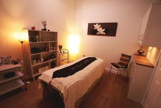 https://cdn.salonspotlight.com/photos/mhpYpp6VyD6WjvSrnNeF/2d515213-037a-41df-814c-ea60db034d11_720x720