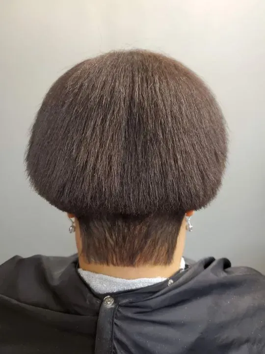 https://cdn.salonspotlight.com/photos/miyGCh5wz3DmnRBhek0Z/f77ea6f6-7c77-4ddc-8acd-cd861c28fca3_720x720