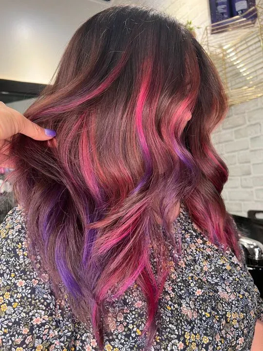 https://cdn.salonspotlight.com/photos/mj1icFRK7rqXw3ICSh1X/1b38672c-8379-4c7b-8d20-37e7dc375e0b_720x720