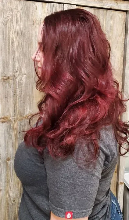 https://cdn.salonspotlight.com/photos/mmgy8nbjdI34gdUWUicd/94d677f0-e260-4dec-9e9a-04cf1edc46dd_720x720
