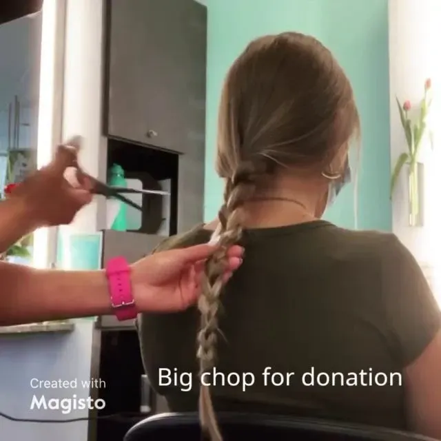 https://cdn.salonspotlight.com/photos/mmkwRVXRbEmQtkHmd5e0/221dc50a-e412-4a1a-961f-7c6cd067db19_720x720