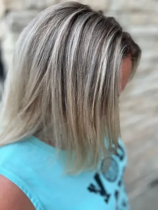 https://cdn.salonspotlight.com/photos/mmwUnmqjxOQZpN5QUseB/550cecb0-77f2-4ad8-b3c1-38b0853448c8_720x720