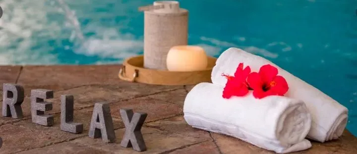 https://cdn.salonspotlight.com/photos/mux4Kb3NdFGWK7jkfGt8/427b4fa7-c87d-4103-99c8-da9fb94af86f_720x720