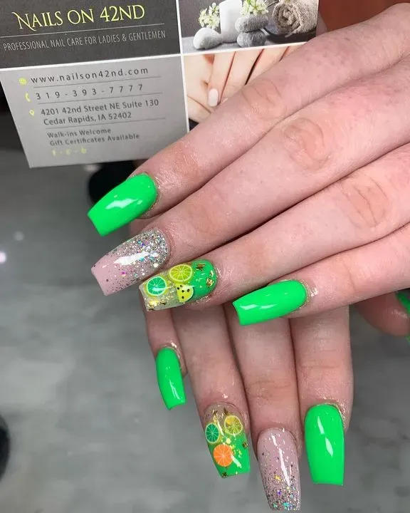 https://cdn.salonspotlight.com/photos/n7Lbup5sTuIul2lDYCpt/0a5266c1-7b02-4f0a-8869-0d3128521156_720x720