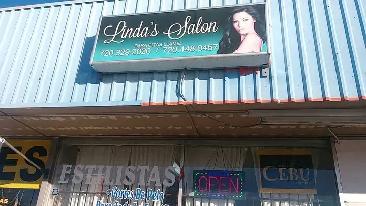 https://cdn.salonspotlight.com/photos/n9Hs0hvMxckiwbkXvukd/c2290611-cb67-4a15-8bf2-b09661a84100_720x720