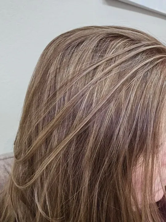 https://cdn.salonspotlight.com/photos/nFy3V5WfMyuEutI6ueG2/73bd7574-12ff-4d01-b946-81ab645a78f8_720x720