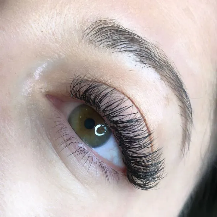 https://cdn.salonspotlight.com/photos/nNLGWHRpI532UottRTXU/8f1218e2-4177-40e6-8c1a-4e0bd66ec269_720x720