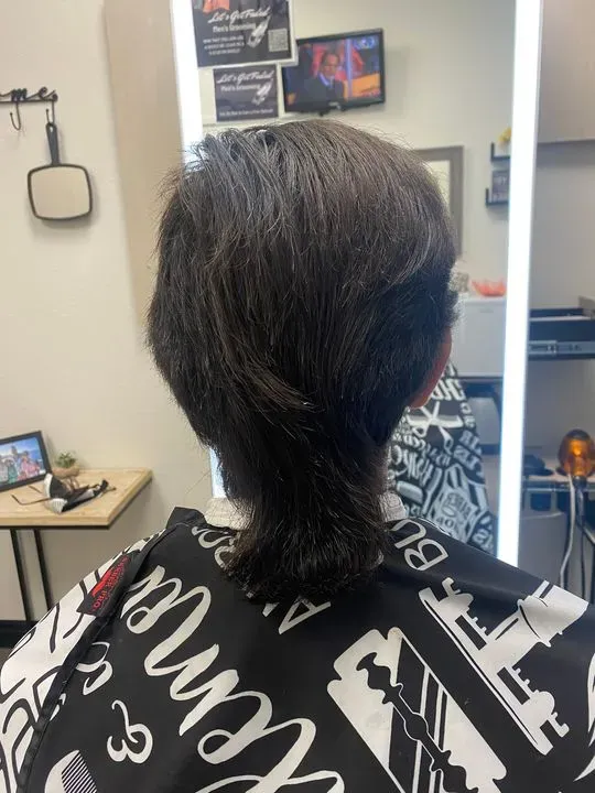 https://cdn.salonspotlight.com/photos/nO9tMJUGuvwGA1lBtgI4/211c1ab0-b900-4c62-8bfd-f29d4811ef7e_720x720