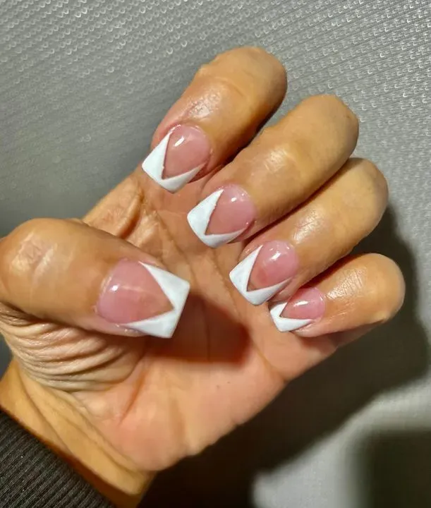 https://cdn.salonspotlight.com/photos/nSmimoUta1Qlgp2Vqi0x/14fc6df4-38fe-44e6-af34-f25ac59bf0d8_720x720