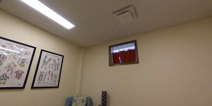 https://cdn.salonspotlight.com/photos/nZUbQZkTTrf2dyESFgl8/261ba6d1-2a5a-4807-b1ba-94ae51cfc1b6_720x720