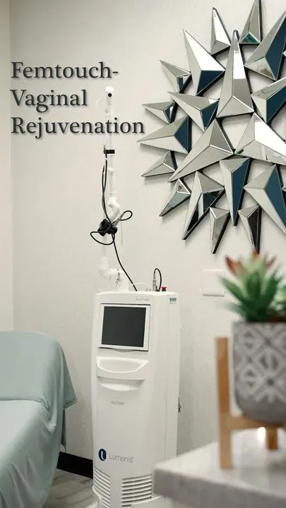 https://cdn.salonspotlight.com/photos/namFH99mNnGfygkOfqnm/4eadcf58-8a2d-4b76-988b-d283ff1db0e2_720x720