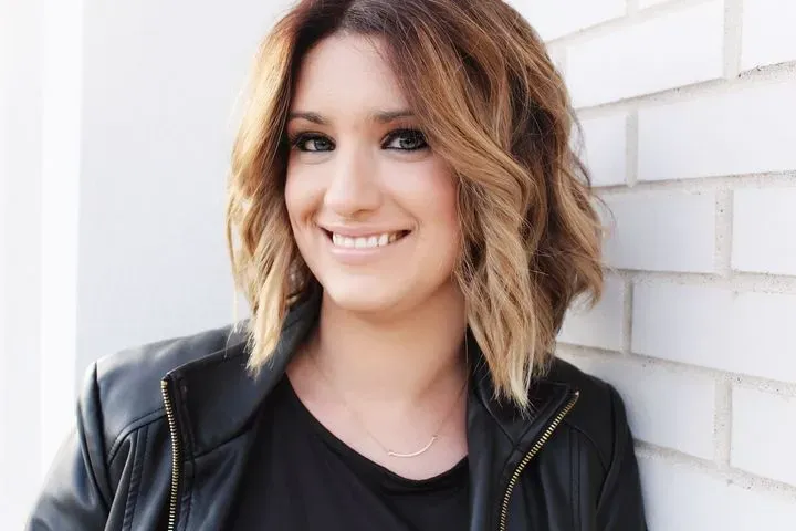 https://cdn.salonspotlight.com/photos/ni0c2Qb8dWqeBqjiIZfL/1c3aa070-7d75-4ccd-a19b-8a42d57eb0f2_720x720