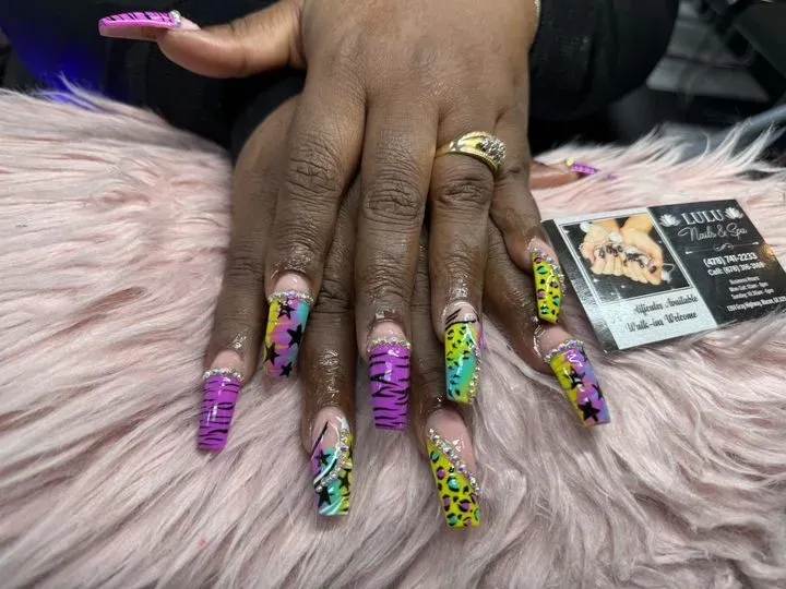 https://cdn.salonspotlight.com/photos/niZJUbwt8Aa19euKrc4Z/ac820ae8-686c-4868-b003-b317786933cf_720x720