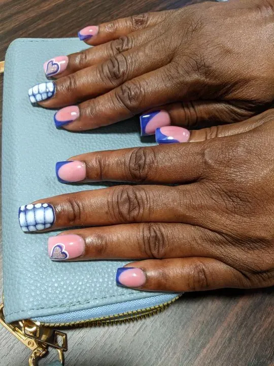 https://cdn.salonspotlight.com/photos/niZJUbwt8Aa19euKrc4Z/e73de6a5-746a-49a2-9535-4489c414ec2a_720x720