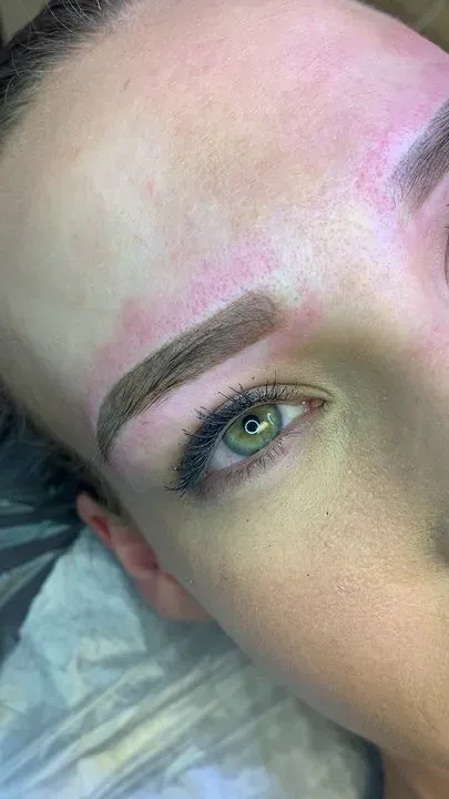 https://cdn.salonspotlight.com/photos/nuFJLg9GiFw12ZohAQhT/b23914c1-735f-48f8-af21-01d87c5e3fba_720x720