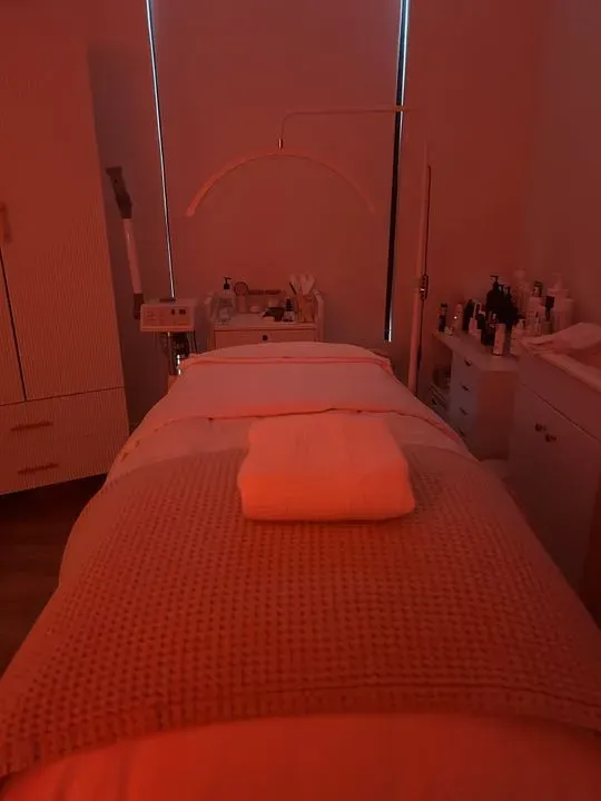 https://cdn.salonspotlight.com/photos/nwPGwufQH89dVh2BLOCO/8cb1c4db-bb0a-45d3-aa3f-ad8590a2e3aa_720x720