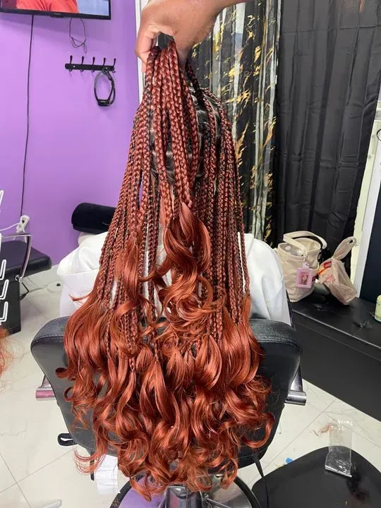 https://cdn.salonspotlight.com/photos/o2Nr9RsdbIZ1lkH7FM9c/749ef95d-5550-45be-9d3b-a9288784a73c_720x720