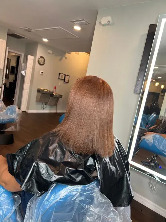 https://cdn.salonspotlight.com/photos/o2fV4pICZbeK0JKUZD53/24781068-cdcc-4c17-9472-654bd777d30a_720x720
