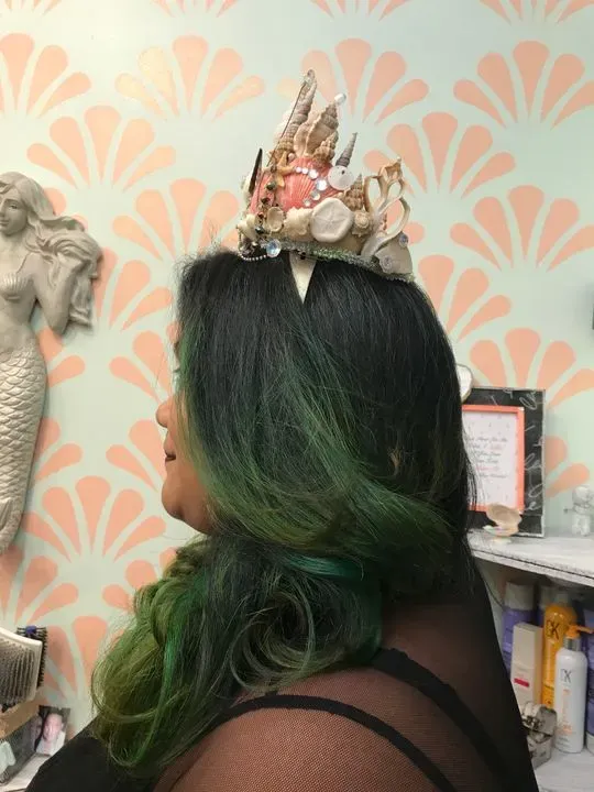 https://cdn.salonspotlight.com/photos/o8icGPop6ApNJScwodva/03e384d9-3e14-4030-b779-e588dbc9c1a9_720x720