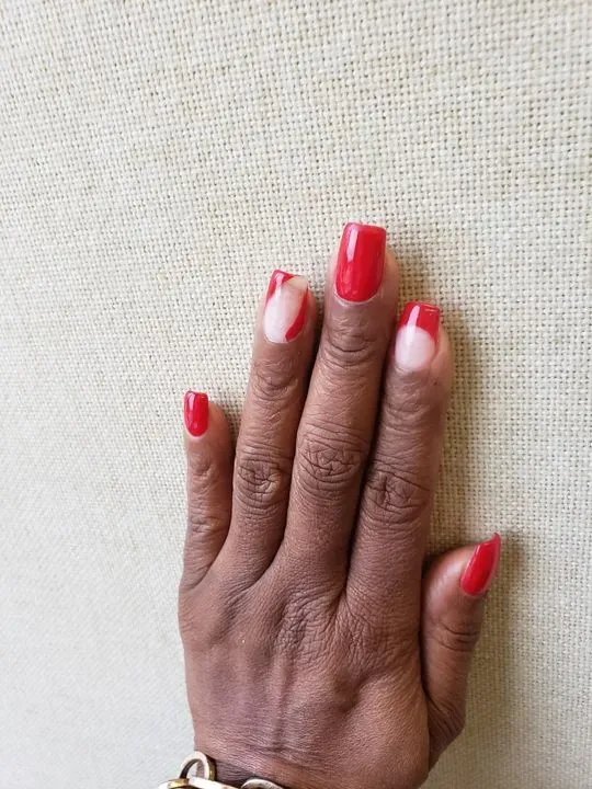https://cdn.salonspotlight.com/photos/oERdtnmsQUJHhTn8mqkV/156f33e0-6f4d-45cc-aa76-d9aaa49e9321_720x720