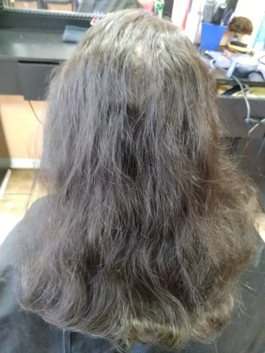 https://cdn.salonspotlight.com/photos/oTly3MrBTntl79tx1vkc/aaeb155c-4b9a-4c96-b5d9-089d96b11e51_720x720