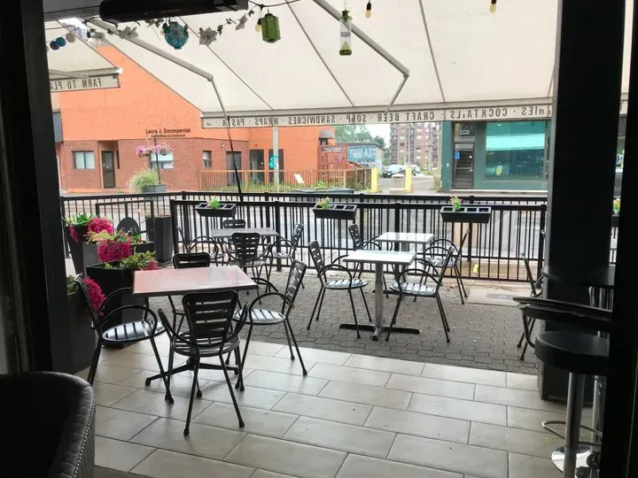 https://cdn.salonspotlight.com/photos/oUJZvbcLQ5u2tPNLl7Ro/597f7b8c-c89e-4c3e-8f45-adb5ed91493f_720x720