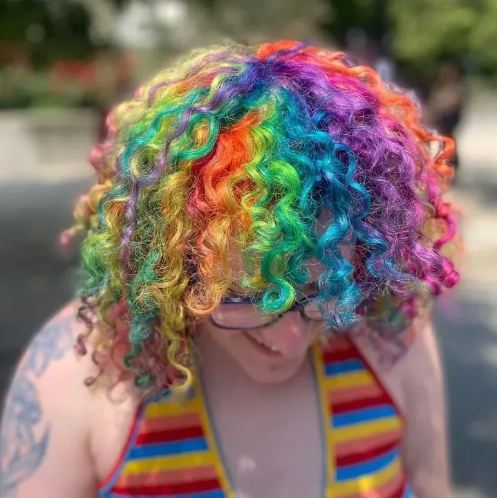 https://cdn.salonspotlight.com/photos/otYwTxQDpCq1n9uCJ2G7/4a8e5e53-172c-4cd9-8462-e281b2568173_720x720