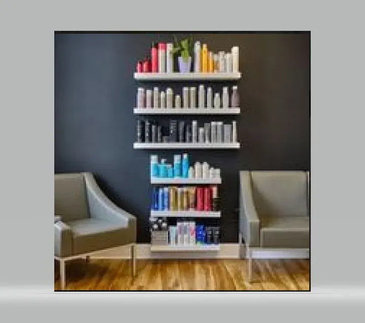 https://cdn.salonspotlight.com/photos/p3vBTFrowJw4USqlvRtb/9b8ba65f-fc7b-4116-8a7b-1b1b762b445c_720x720