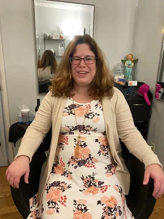 https://cdn.salonspotlight.com/photos/p9lRr7RkDZYC8opcMwo0/e4705927-b3ce-4376-a01f-2b61ed9e4670_720x720